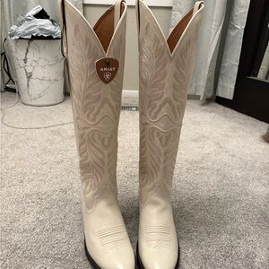 Ariat Belle Stretchfit Women’s Cowboy Boots